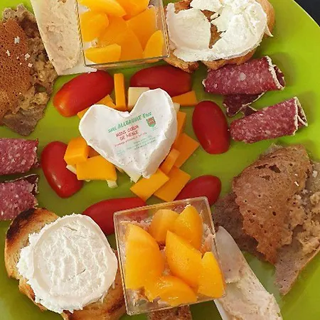 Intime Avec Terrasse Pour 2 Personnes - Api-1-52-420 Κάμπινγκ